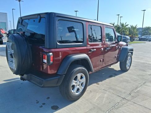 Used 2022 Jeep Wrangler Unlimited Sport AWD/4WD image 6