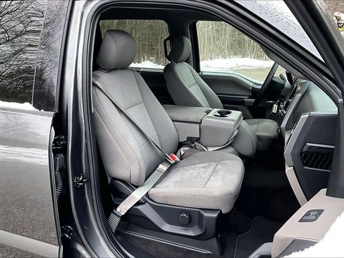 Used 2020 Ford F150 XLT image 7