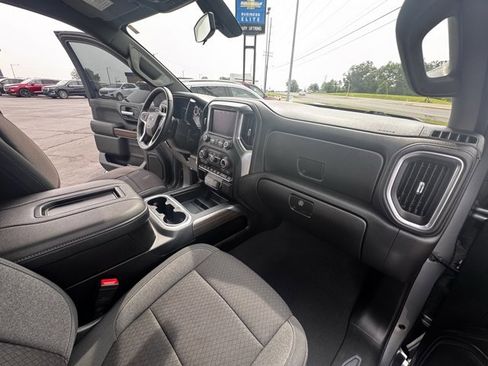 Used 2022 Chevrolet Silverado 1500 RST w/ Safety Package image 10