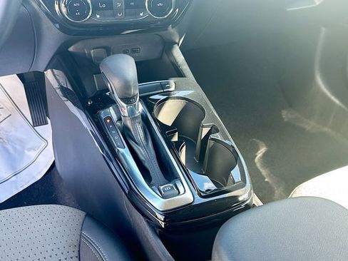 Used 2025 Chevrolet Trax LT w/ Driver Confidence Package image 21