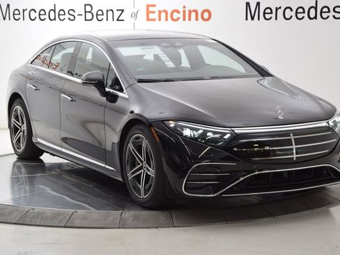 New 2026 Mercedes-Benz EQS 580 4MATIC Sedan image 8
