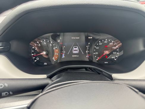 Used 2025 Jeep Compass Limited AWD/4WD image 41