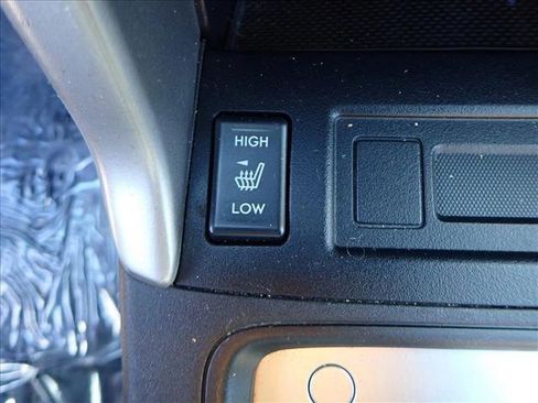 Used 2014 Subaru Forester 2.5i Premium w/ All-Weather Package image 19