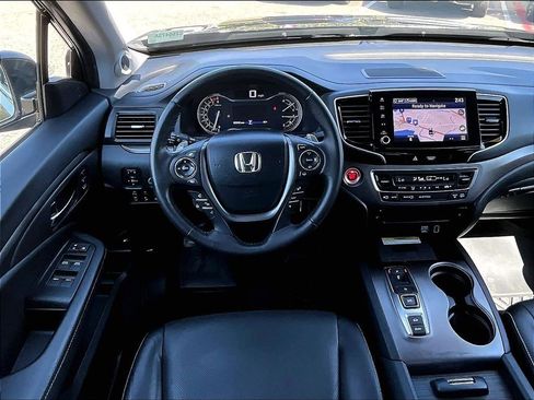 Used 2023 Honda Ridgeline RTL-E image 17