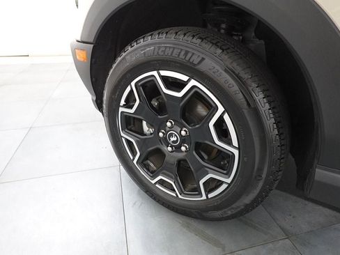 Certified 2025 Ford Bronco Sport Outer Banks w/ Outer Banks Tech Package+ image 31