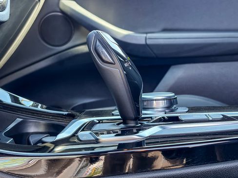 Used 2019 BMW X3 sDrive30i w/ Premium Package image 21