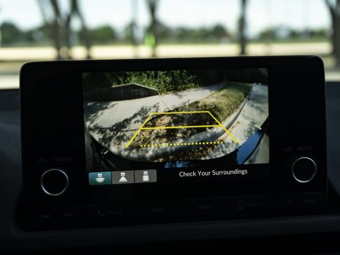Used 2023 Honda Civic Sport image 31