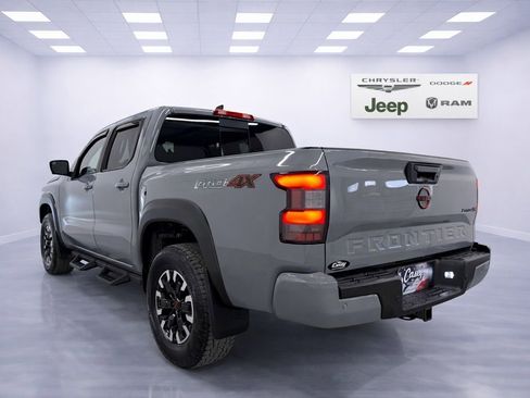 Used 2024 Nissan Frontier PRO-4X w/ Pro Convenience Package image 7
