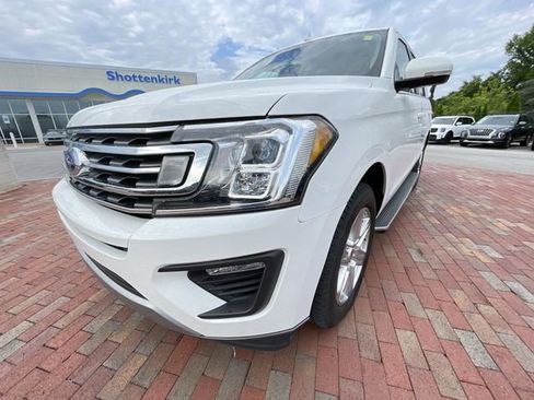Used 2020 Ford Expedition XLT w/ Equipment Group 202A RWD image 6