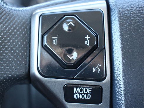 Used 2019 Toyota Tacoma SR5 image 24