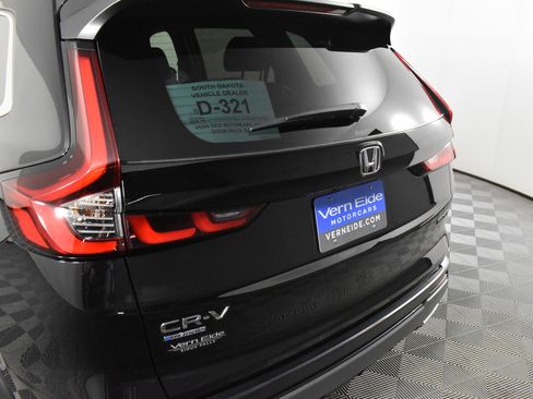 Used 2025 Honda CR-V Sport image 15
