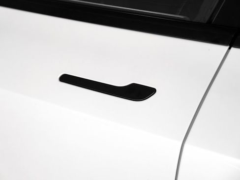 Used 2021 Tesla Model 3 Performance image 35