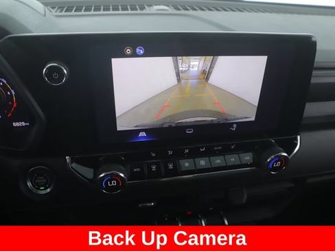 Used 2026 Chevrolet Colorado Trail Boss AWD/4WD image 23