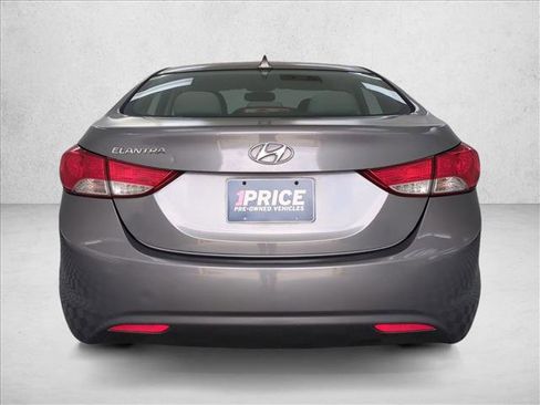 Used 2013 Hyundai Elantra GLS w/ Preferred Pkg FWD image 7