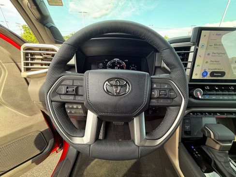 New 2026 Toyota Tundra Limited AWD/4WD image 8