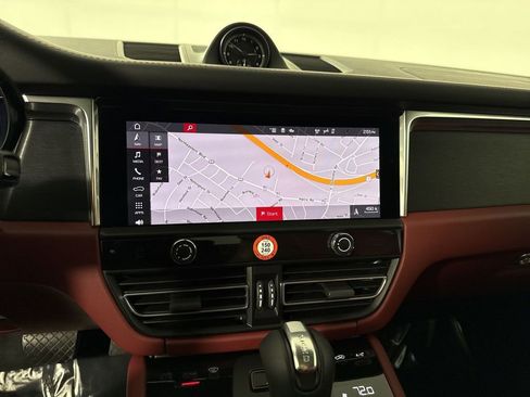 Certified 2026 Porsche Macan GTS AWD/4WD image 27