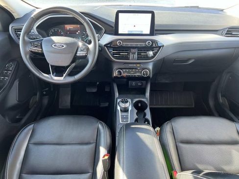 Certified 2022 Ford Escape SEL image 15