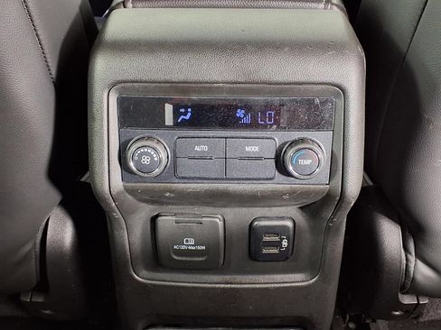 Used 2017 GMC Acadia SLT FWD image 12