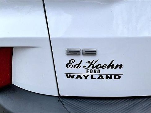 Certified 2022 Ford Escape SE AWD/4WD image 8