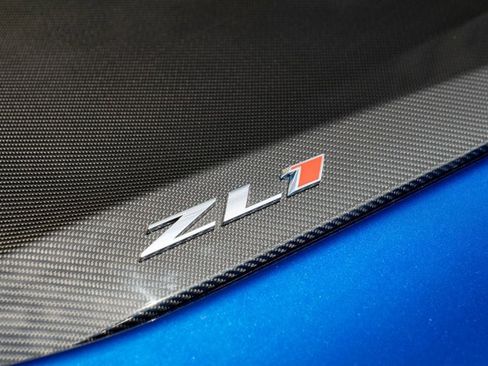 Used 2018 Chevrolet Camaro ZL1 RWD image 41