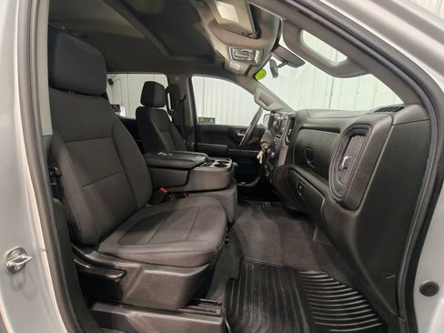 Used 2021 Chevrolet Silverado 1500 Custom Trail Boss image 25