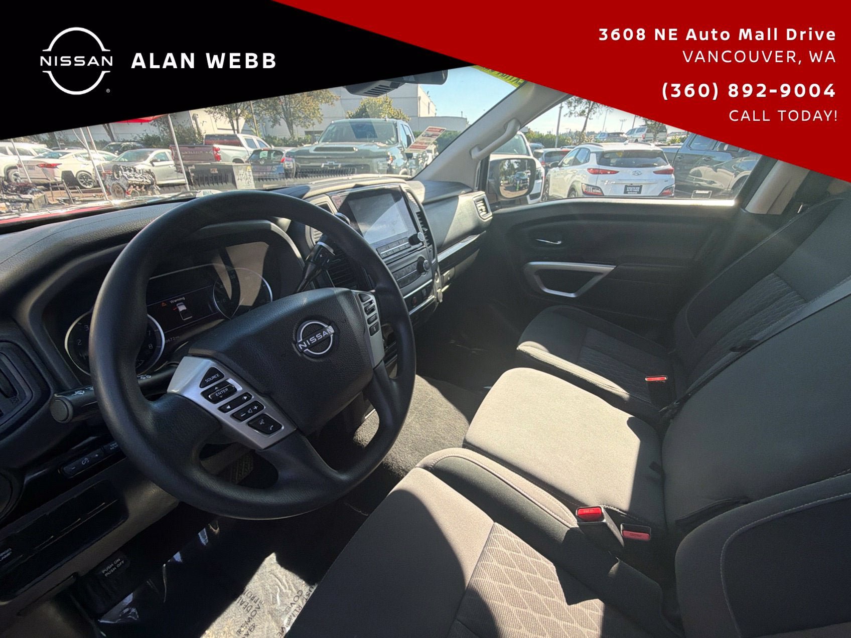 Used 2023 Nissan Titan SV AWD/4WD image 11