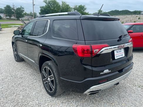 Used 2017 GMC Acadia Denali w/ Technology Package AWD/4WD image 3