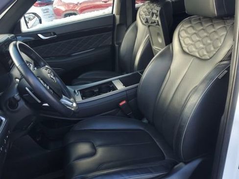 Used 2021 Hyundai Palisade Calligraphy w/ Winter Package image 23