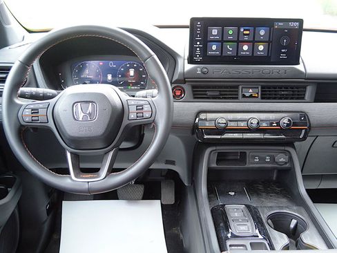 Used 2026 Honda Passport TrailSport image 19