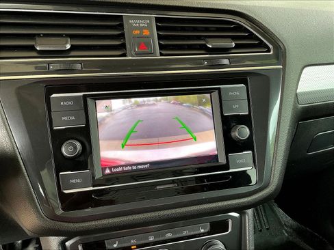 Used 2023 Volkswagen Tiguan S FWD image 14