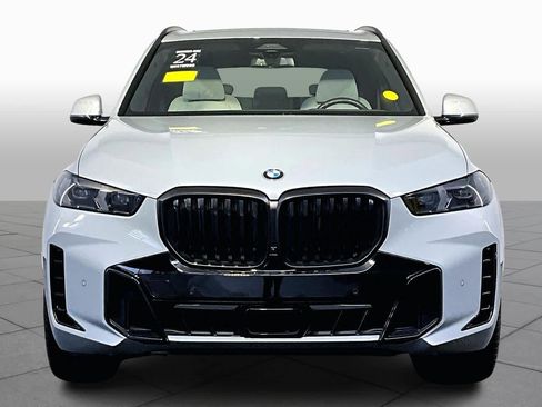 Used 2024 BMW X5 xDrive40i w/ M Sport Package image 4