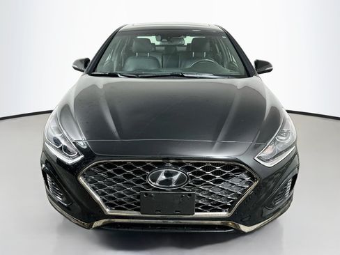 Used 2018 Hyundai Sonata Limited w/ Cargo Package FWD image 2