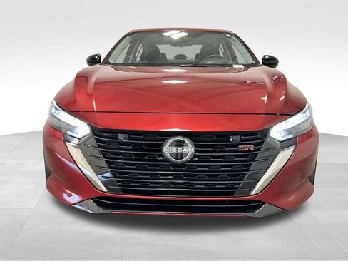 Used 2024 Nissan Sentra SR w/ SR Premium Package FWD image 7