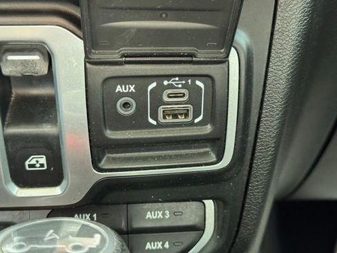 Certified 2018 Jeep Wrangler Rubicon image 30