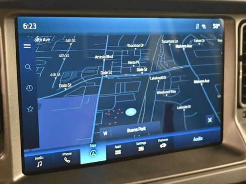 Used 2024 Ford Bronco Badlands image 14