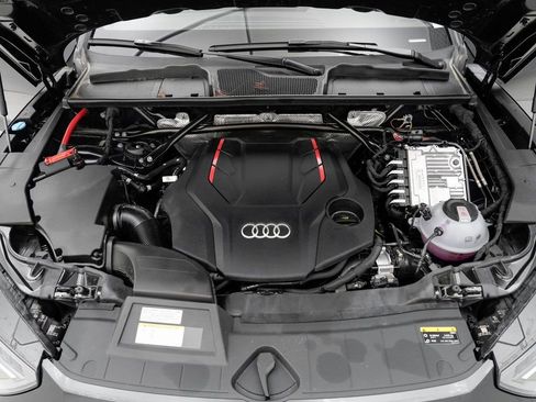 Certified 2025 Audi SQ5 Premium Plus w/ Premium Plus Package AWD/4WD image 25