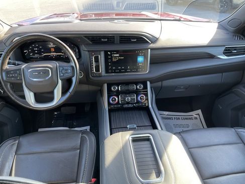 Used 2022 GMC Yukon XL Denali image 23