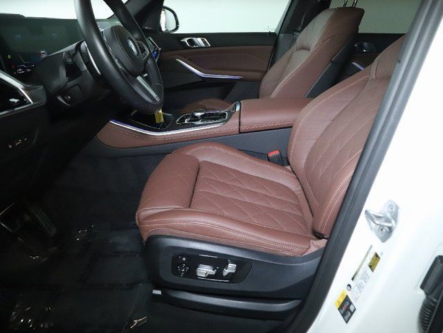 Used 2026 BMW X5 xDrive50e w/ M Sport Package AWD/4WD image 20