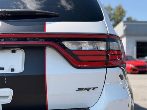 Used 2022 Dodge Durango SRT w/ Technology Group AWD/4WD image 10