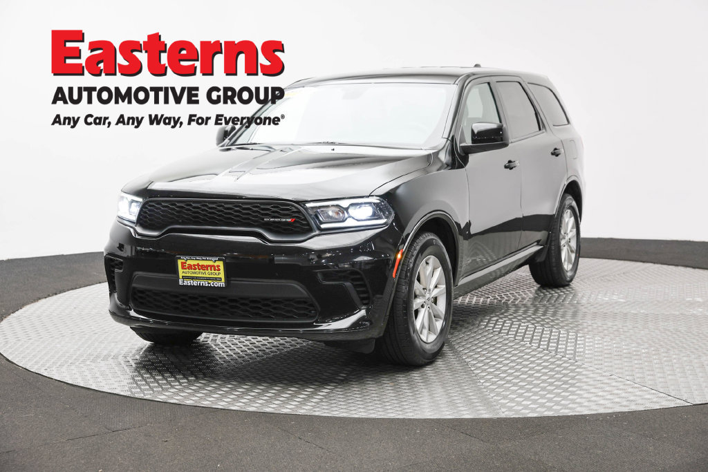 Used 2025 Dodge Durango GT RWD image 1