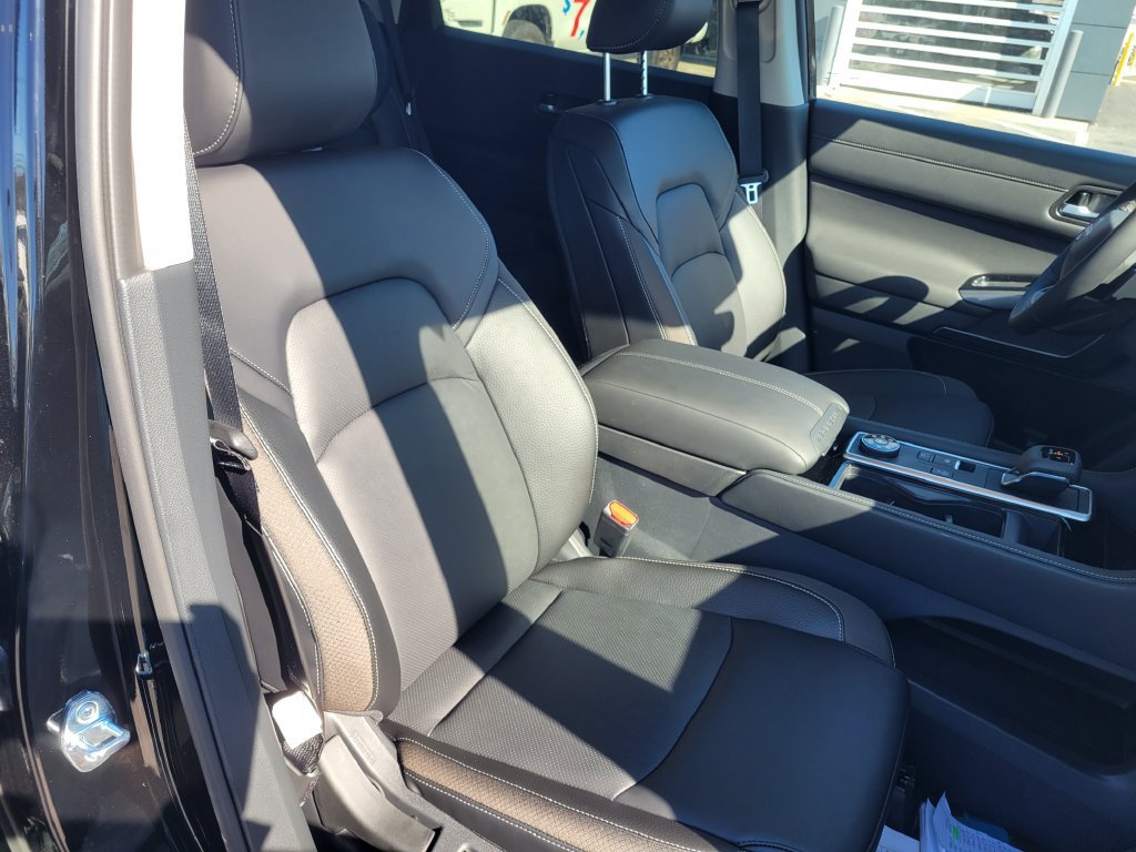 New 2026 Nissan Pathfinder SL AWD/4WD image 39