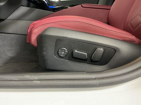 Certified 2024 BMW i5 eDrive40i w/ Premium Package image 22