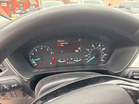 Used 2022 Ford Escape SE w/ SE Sport Appearance Package image 13