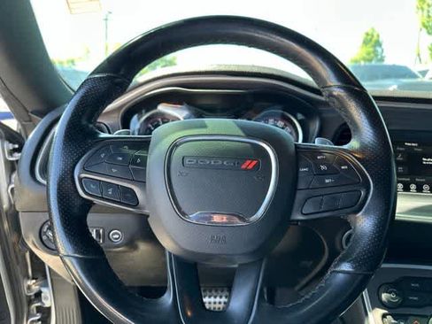 Used 2022 Dodge Challenger R/T RWD image 10