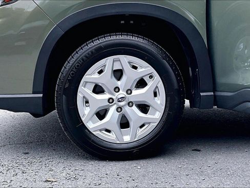 Used 2020 Subaru Forester w/ Alloy Wheel Package AWD/4WD image 16