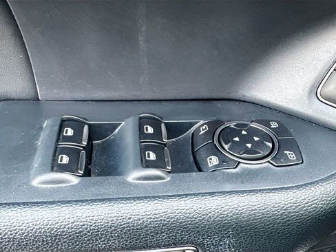 Used 2024 Ford Expedition XLT image 24