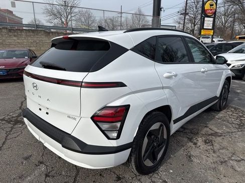 Used 2025 Hyundai Kona SEL image 17