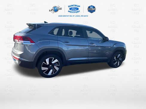 Used 2025 Volkswagen Atlas Cross Sport SE AWD/4WD image 19