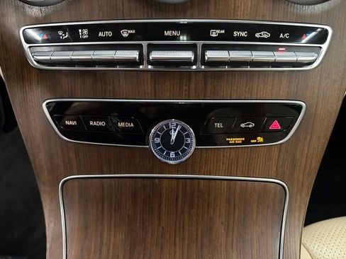 Used 2021 Mercedes-Benz C 300 4MATIC Sedan image 16