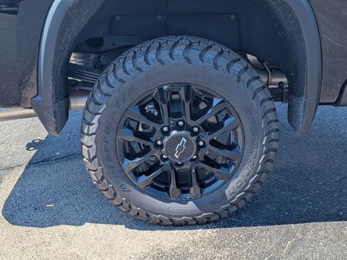 New 2026 Chevrolet Silverado 2500 LTZ w/ LTZ Plus Package AWD/4WD image 3